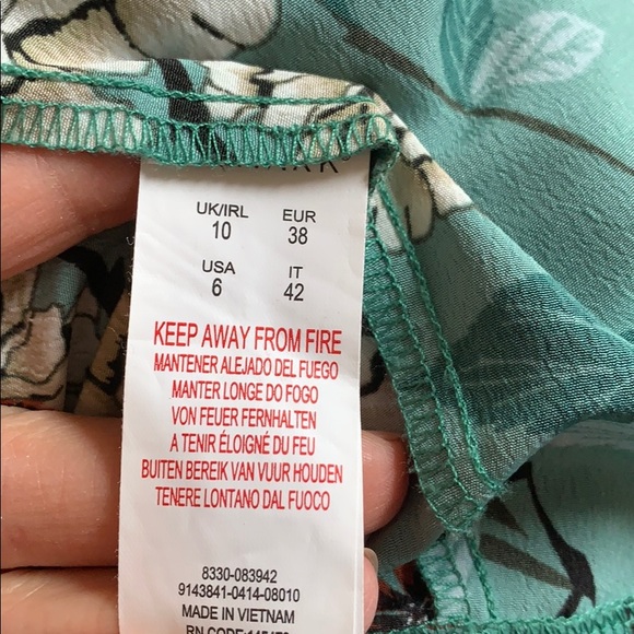 PRIMARK FLORAL TOP JACKET BEACH COVER like new - Picture 7 of 8